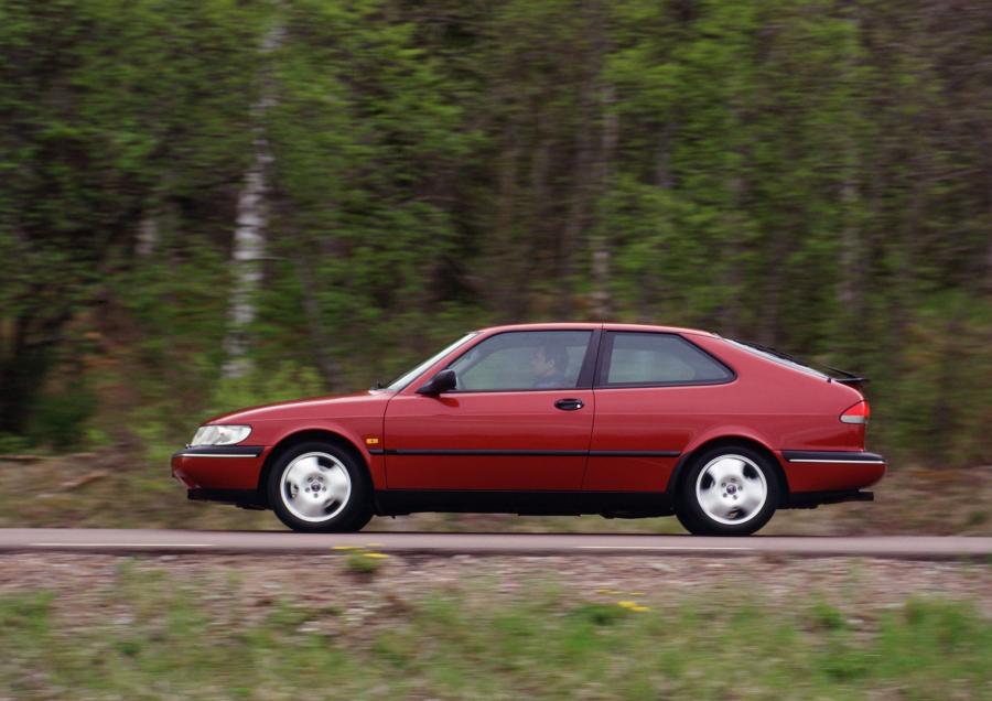  Saab 900 Coupe 1993 года  (фото 27 из 27)